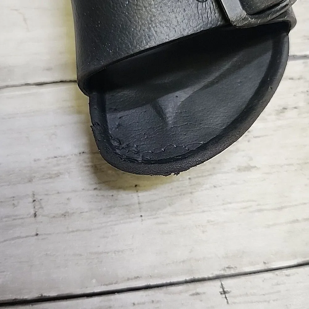 Birkenstock features 23 rubber